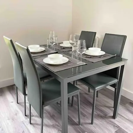 Modern Flat Near Train Station With Free Parking Apartment Cambridge Exterior photo